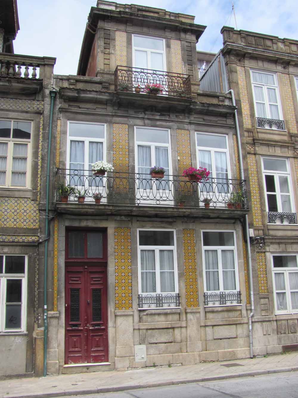 Snapshots from Porto9