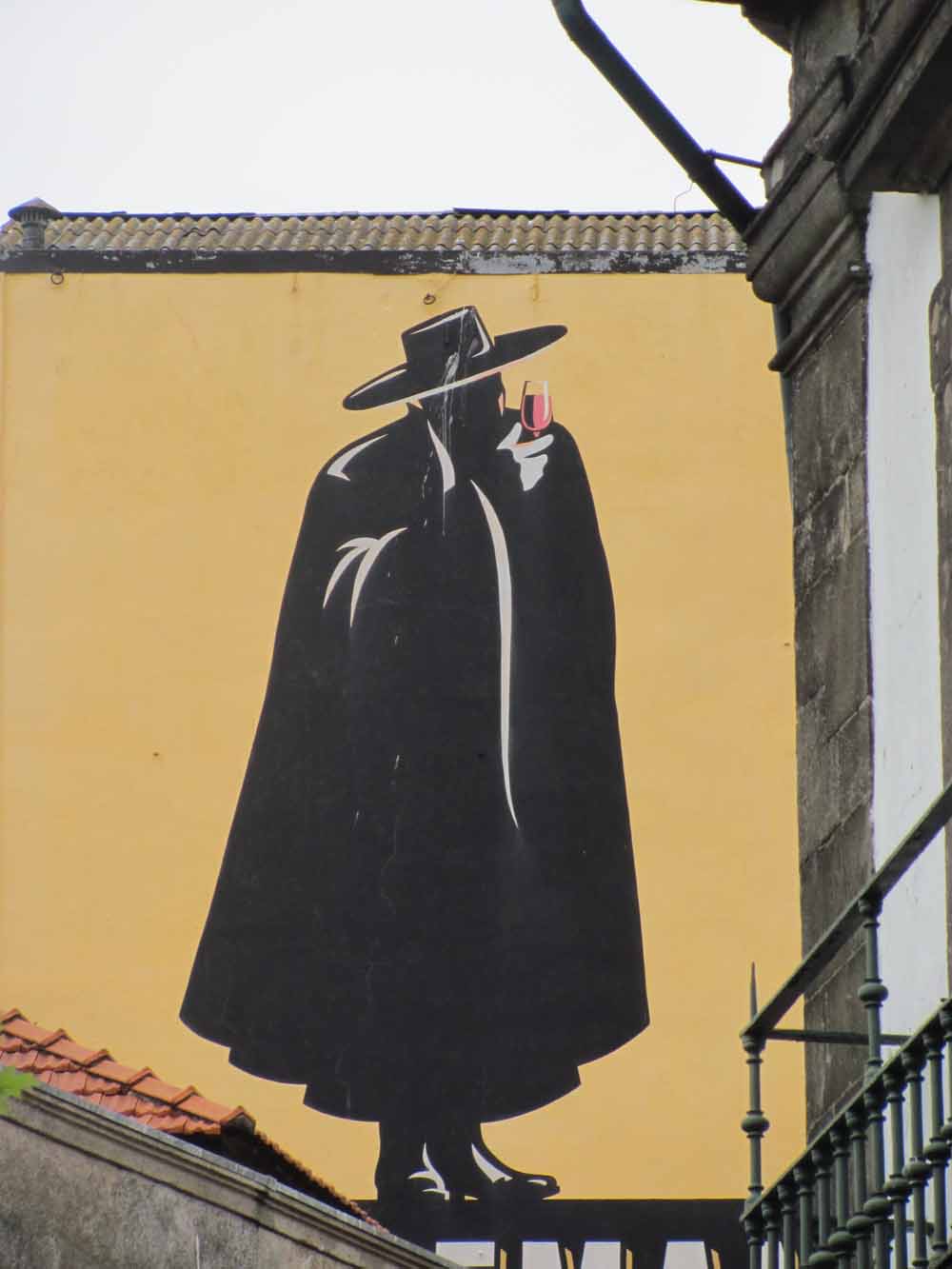 Street art from Porto21